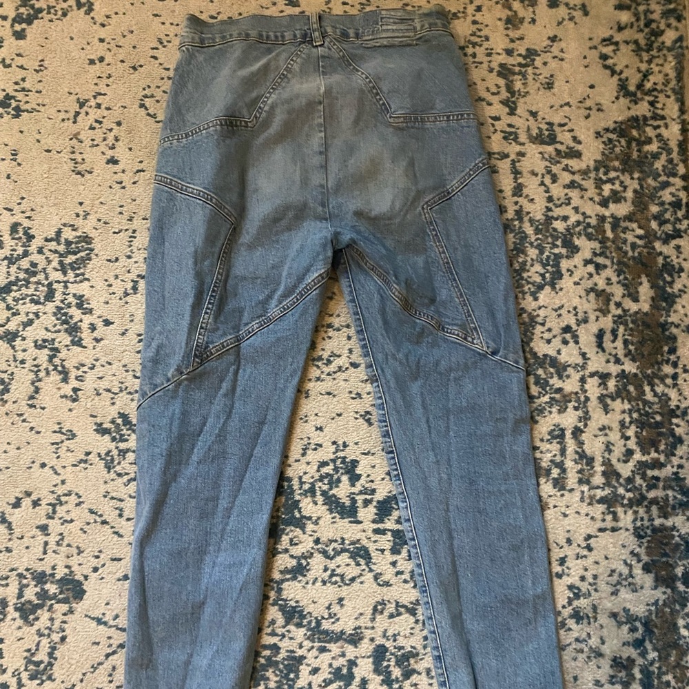 Revise Venus crops / light year wash